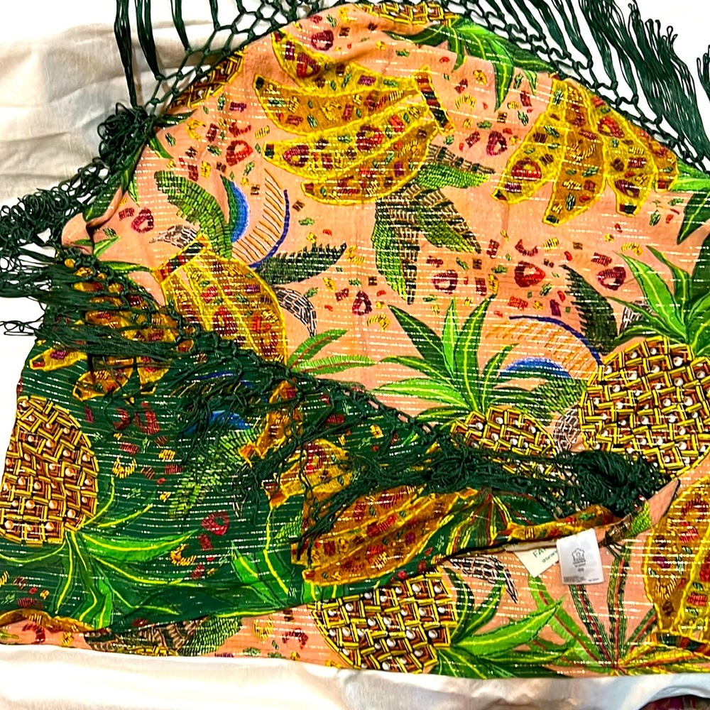 Farm rio matching sarong with gold stitching one size fits all